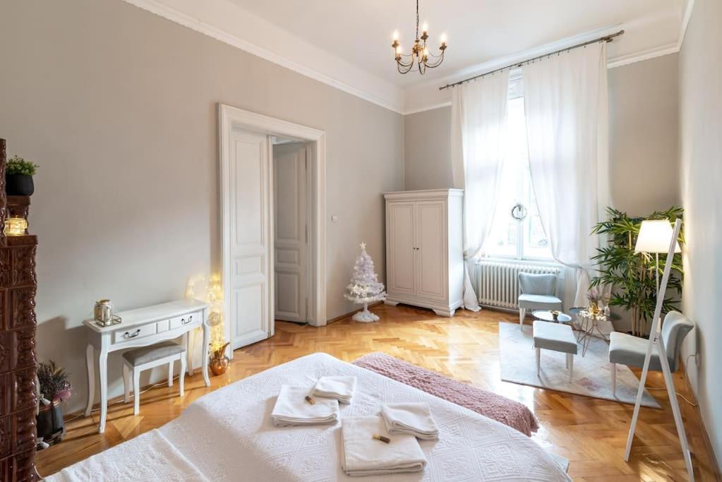 No.8: Lovely & Cosy 3-Room Heart Of The City Timişoara Exteriör bild